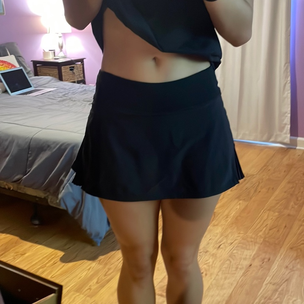 Lululemon black tennis skirt
